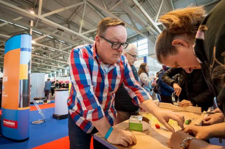 How to Attract and Recruit Talent at the Einstieg Frankfurt Fair: Key Strategies and Tips