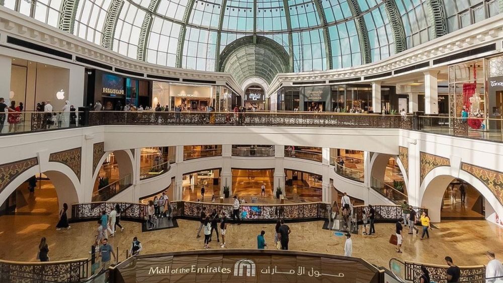mall of the emirates => shopping